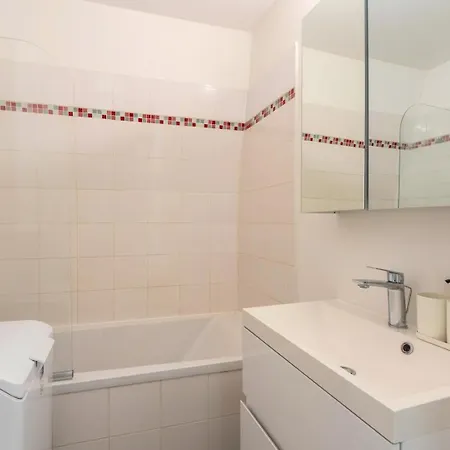 Functional & Equipped Duplex Studio, Old Apartment