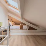 Functional & Equipped Duplex Studio, Old * Lille